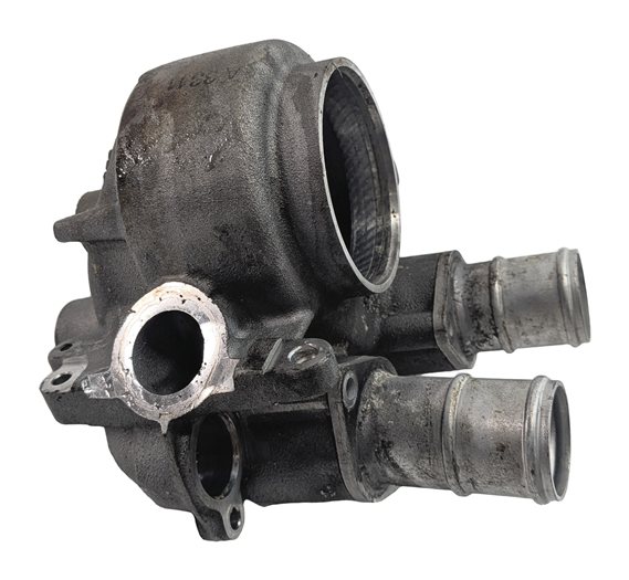 Thumbnail 3: 2015 PORSCHE MACAN (95B) 3.6L TURBO (MCT.LA) ENGINE THERMOSTAT COOLANT HOUSING