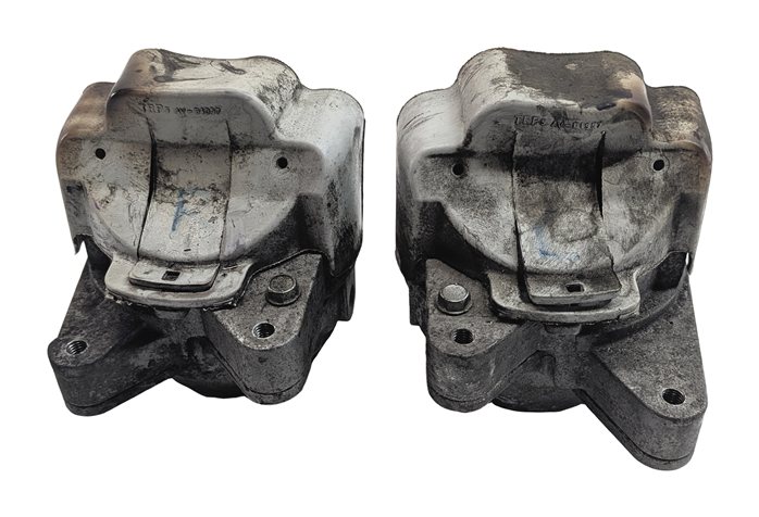 Thumbnail 2: 2015 PORSCHE MACAN (95B) 3.6L TURBO (MCT.LA) ENGINE MOTOR MOUNT SUPPORT SET/2