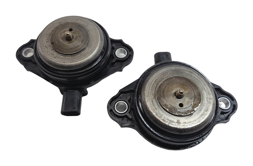 Thumbnail 2: 15 PORSCHE MACAN (95B) 3.6L TURBO (MCT.LA) ENGINE CAMSHAFT TIMING SOLENOID SET/2