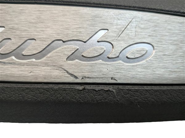 Thumbnail 11: 2015 PORSCHE MACAN (95B) FRONT RIGHT PASSENGER LOWER A PILLAR SCUFF KICK PLATE