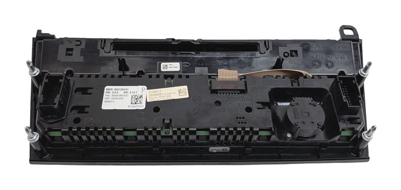 Thumbnail 4: 2009-2010 BMW 750i 760i (F01 F02) AM/FM STEREO FACE PLATE w/ TEMPERATURE CONTROL
