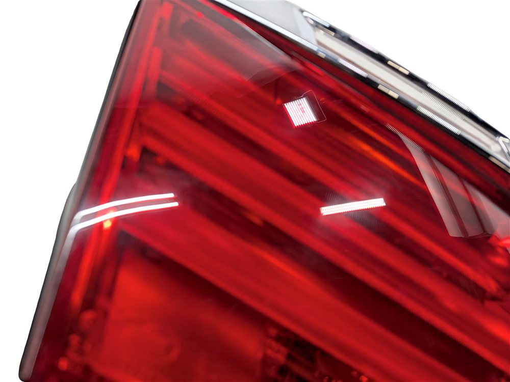 Thumbnail 9: 09-12 BMW 740i 750i 760i B7 (F01) REAR LEFT INNER TRUNK LID TAILLIGHT LIGHT LAMP
