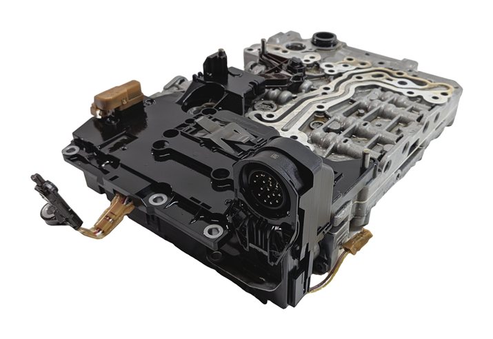 Thumbnail 4: 11-12 BMW ACTIVE HYBRID 7 F04 AUTO START STOP AUTOMATIC TRANSMISSION VALVE BODY