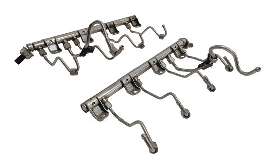 11 BMW 750LI F01 4.4L N63 HYBRID HIGH PRESSURE FUEL INJECTION RAIL SET w/ LINES