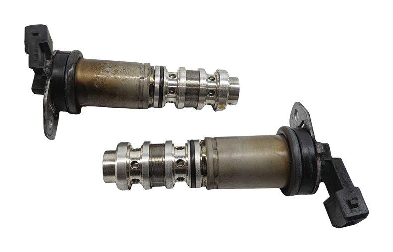 Thumbnail 4: 2011 BMW 750LI (F01) 4.4L N63 HYBRID ENGINE VANOS TIMING SOLENOID SET/2