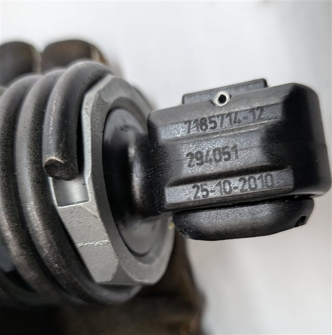 Thumbnail 11: 2011 BMW 750LI (F01) REAR LEFT & RIGHT TRUNK LID ELECTRIC LIFT SHOCK STRUT SET/2