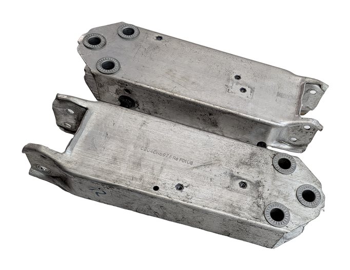 Thumbnail 5: BMW 7 SERIES (F01) FRONT LEFT & RIGHT BUMPER IMPACT REINFORCEMENT BRACKET SET/2