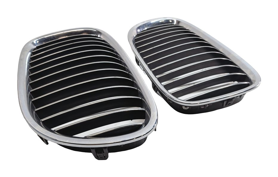 Thumbnail 2: 2009-2012 BMW 740i 750i 760i B7 (F01) FRONT LEFT & RIGHT UPPER HOOD GRILLE SET/2