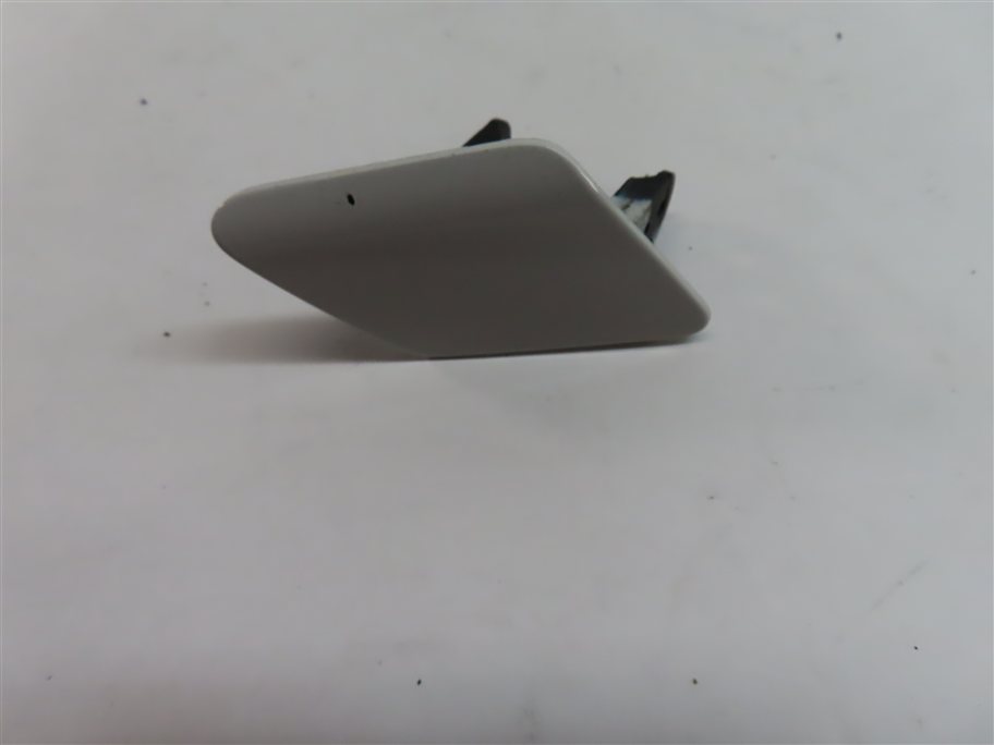 Thumbnail 5: 2014 BMW 328XI WAGON (F30) FRONT RIGHT PASSENGER HEADLIGHT WASHER COVER (White)