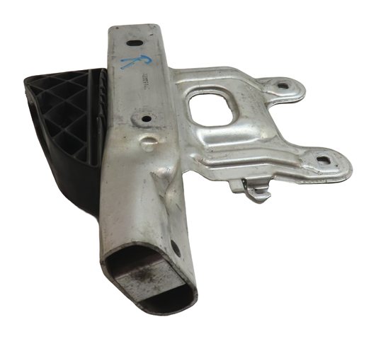 Thumbnail 4: 2014 BMW 328XI WAGON (F30) FRONT RIGHT PASSENGER BUMPER SUPPORT MOUNT BRACKET