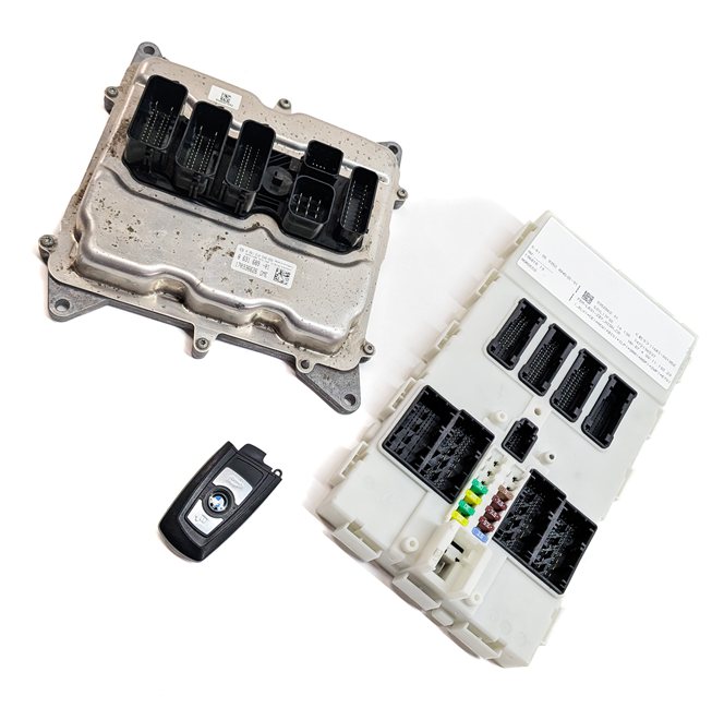 13-18 BMW 328i 428i 528i X3 X4 (F30 F32) 2.0L N26 ENGINE DME BCM MODULE KEY SET