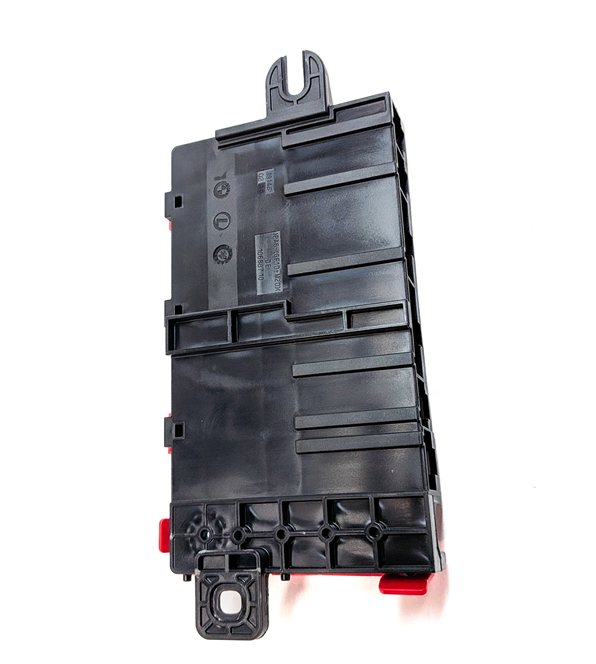 Thumbnail 5: 2014 BMW 328XI WAGON (F30) 2.0L (N20) POSITIVE BATTERY POWER DISTRIBUTION BOX