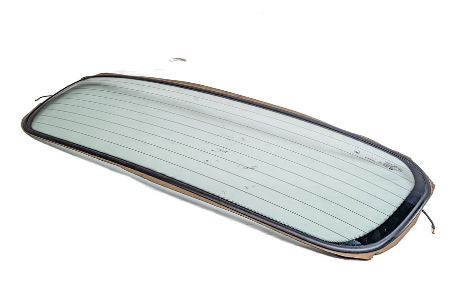 Thumbnail 6: 2003-2008 BMW Z4 (E85) ROADSTER REAR CONVERTIBLE TOP GLASS WINDOW (HEATED)
