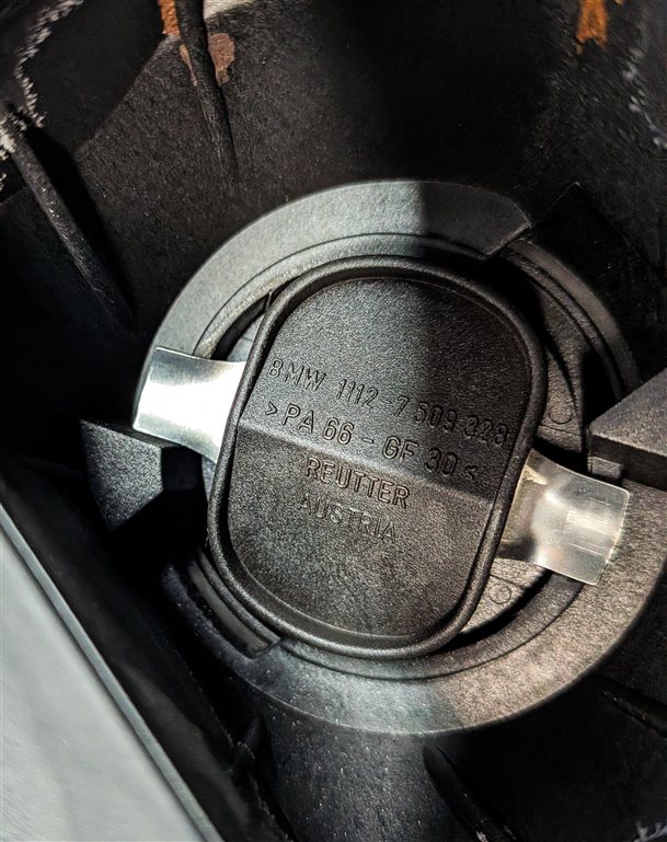 Thumbnail 8: 02-06 BMW 330i 325i 525i 530i X3 X5 Z4 E39 E46 E53 E83 E85 2.5L 3.0L VALVE COVER