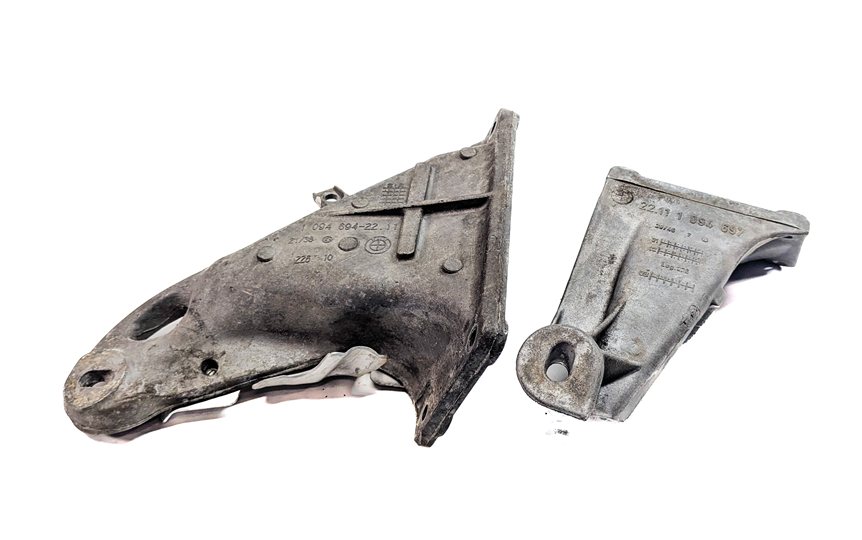 Thumbnail 2: 04 BMW Z4 (E85) 2.5L (M54) LEFT & RIGHT ENGINE MOTOR MOUNT SUPPORT BRACKET SET/2