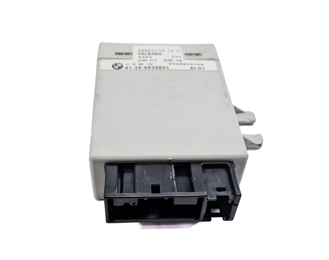Thumbnail 2: 2003-2008 BMW Z4 (E85) ROADSTER CONVERTIBLE TOP LIFT CONTROL MODULE
