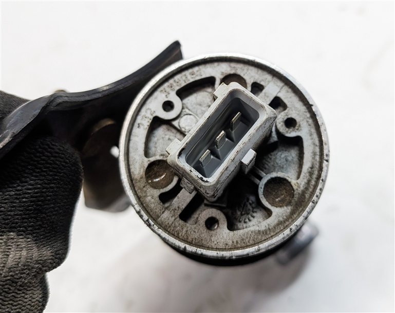 Thumbnail 8: 2004 BMW Z4 (E85) 2.5L (M54) ENGINE AUXILIARY WATER COOLANT PUMP MODULE