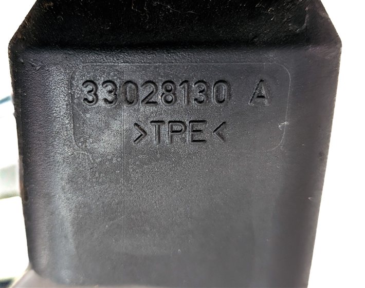 Thumbnail 8: 00-10 BMW X5 Z4 X3 (E85 E53 E83) FRONT RIGHT PASSENGER SEATBELT BUCKLE RECEIVER