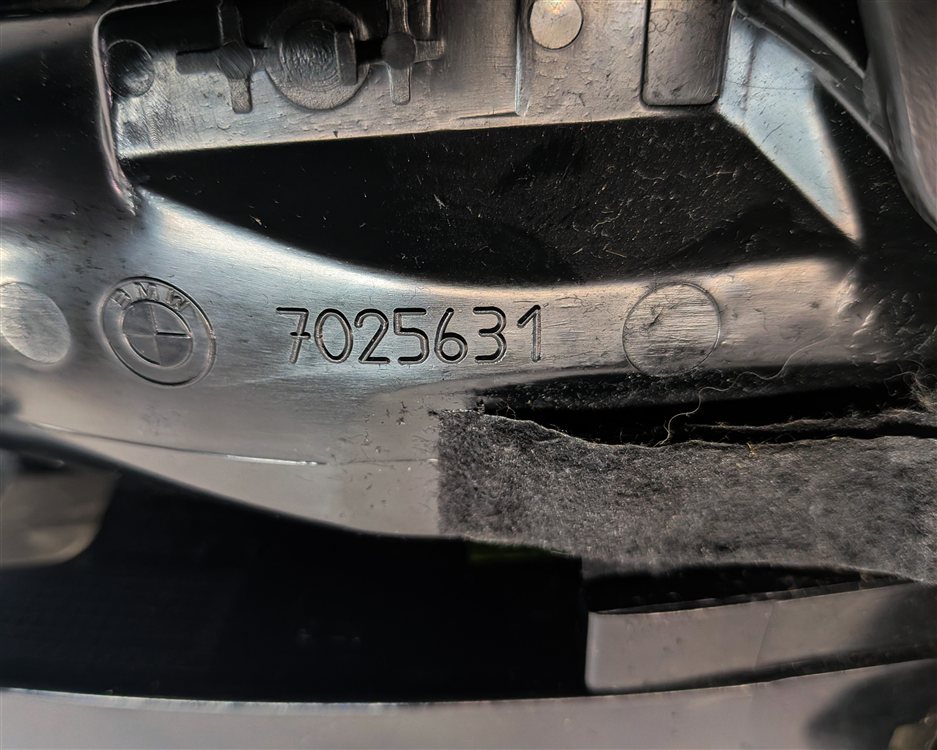 Thumbnail 9: 2004 BMW Z4 (E85) FRONT LEFT DRIVER DASH HEAT AIR AC VENT w/ POP OUT CUPHOLDER