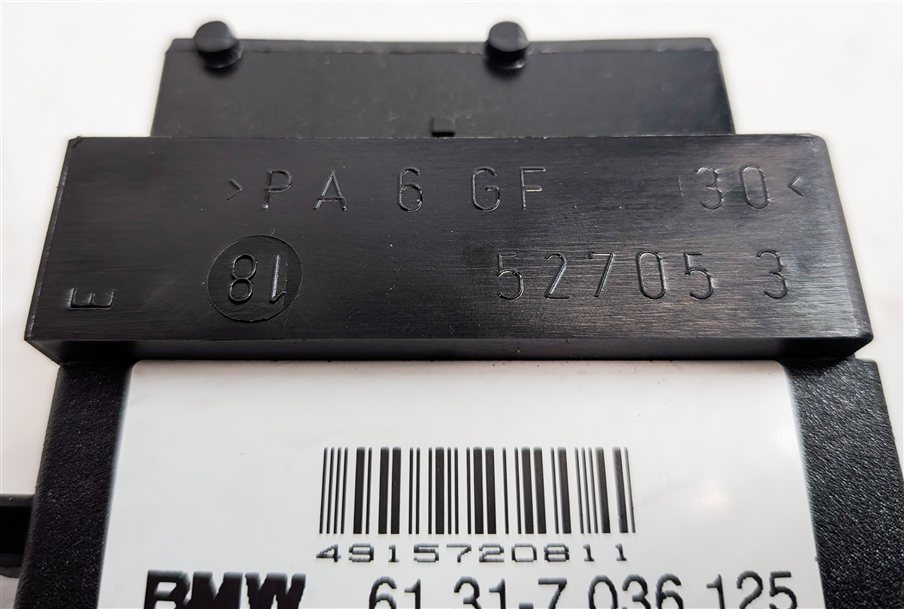 Thumbnail 11: 2004 BMW Z4 (E85) FRONT LEFT DRIVER SEAT POSITION ADJUST SWITCH BUTTON PANEL