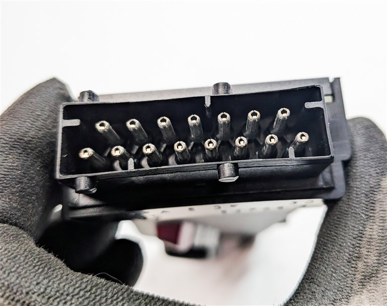 Thumbnail 9: 2004 BMW Z4 (E85) FRONT LEFT DRIVER SEAT POSITION ADJUST SWITCH BUTTON PANEL