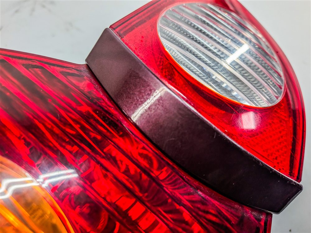 Thumbnail 11: 2003-2005 BMW Z4 (E85) REAR RIGHT PASSENGER TAILLIGHT BRAKE LIGHT LAMP (Merlot)