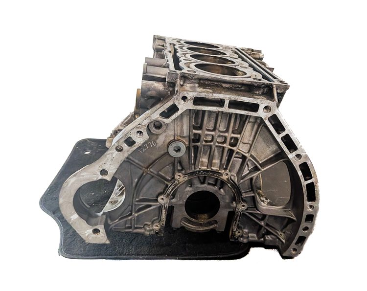 Thumbnail 3: 2012 MERCEDES C250 (W204) RWD 1.8L M271 TURBO ENGINE BARE CYLINDER BLOCK (153k)