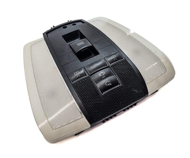 2012 MERCEDES C250 (W204) FRONT ROOF DOME COURTESY LIGHT w/SWITCHES (Black)