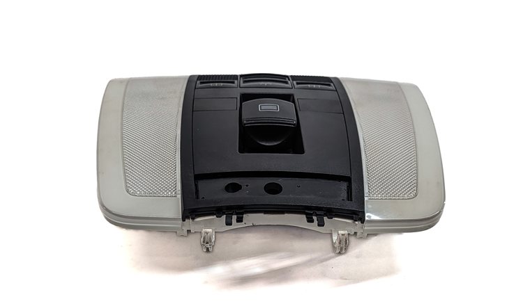 Thumbnail 4: 2012 MERCEDES C250 (W204) FRONT ROOF DOME COURTESY LIGHT w/SWITCHES (Black)