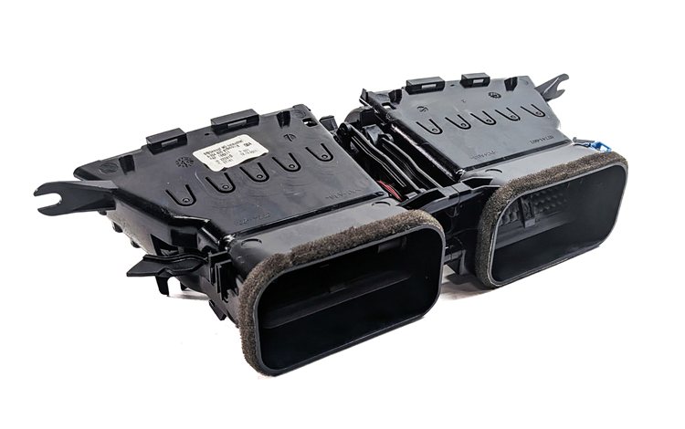 Thumbnail 4: 2012 MERCEDES C250 (W204) FRONT CENTER DASH HEAT AIR AC VENT (Black)