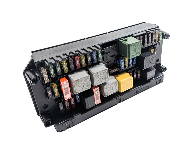 Thumbnail 4: 2012 MERCEDES C250 (W204) 1.8L FRONT SIGNAL ACQUISITION SAM CONTROL MODULE