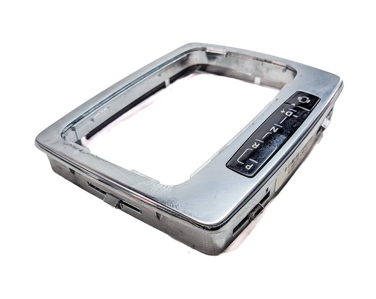 Thumbnail 4: 2012 MERCEDES C250 (W204) CENTER CONSOLE AUTOMATIC SHIFT TRIM BEZEL (ALUMINUM)