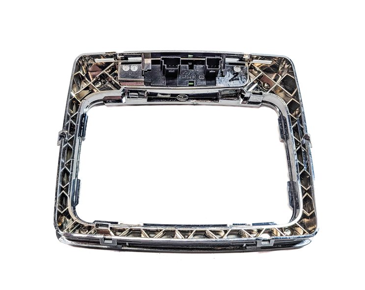 Thumbnail 6: 2012 MERCEDES C250 (W204) CENTER CONSOLE AUTOMATIC SHIFT TRIM BEZEL (ALUMINUM)