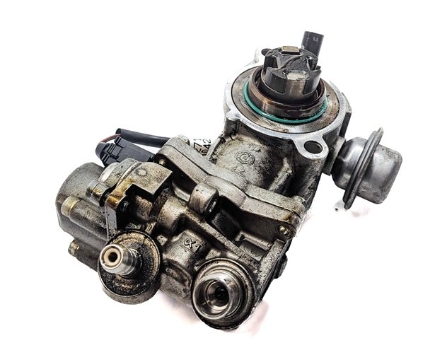 Thumbnail 4: 12-15 MERCEDES C250 SLK250 (R172 W204) 1.8L TURBO ENGINE HIGH PRESSURE FUEL PUMP