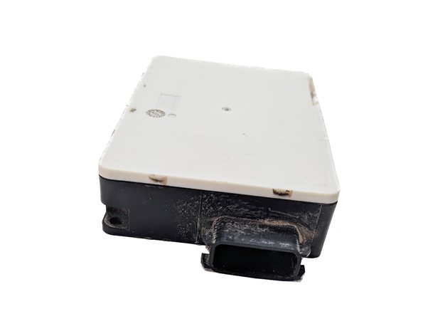 Thumbnail 2: 2014 MERCEDES GL CLS CLASS (C218 X166) REAR LEFT RIGHT BLIND SPOT RADAR MODULE