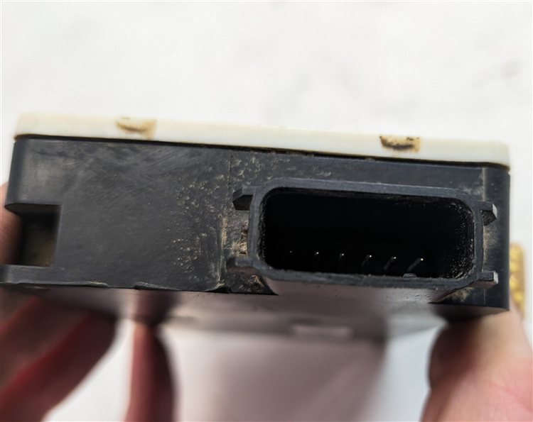 Thumbnail 5: 2014 MERCEDES GL CLS CLASS (C218 X166) REAR LEFT RIGHT BLIND SPOT RADAR MODULE