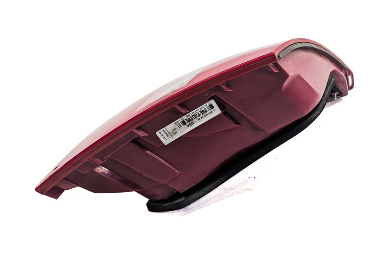 Thumbnail 3: 2012-2015 MERCEDES BENZ C250 C300 C350 (W204) LEFT DRIVER TAILLIGHT BRAKE LIGHT