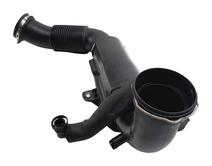 Thumbnail 5: 2016 BMW X1 (F48) 2.0L (B46) ENGINE INTERCOOLER FILTERED AIR HOSE PIPE DUCT