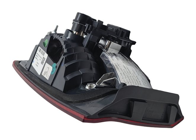 Thumbnail 4: 2016-2021 BMW X1 (F48) REAR RIGHT PASSENGER INNER TRUNK TAILLIGHT LIGHT LAMP