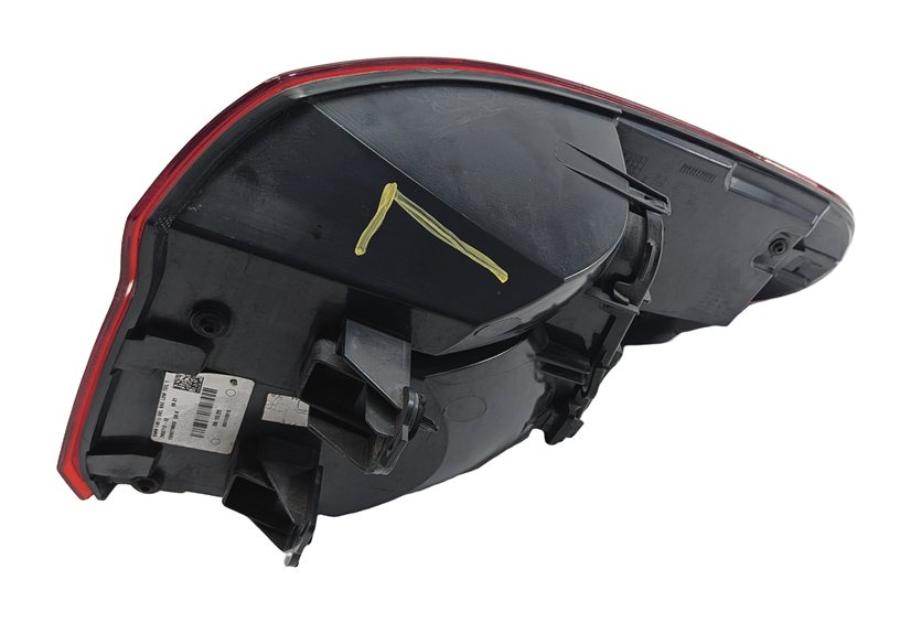 Thumbnail 4: 2016-2021 BMW X1 (F48) REAR LEFT DRIVER OUTER TAILLIGHT BRAKE LIGHT LAMP