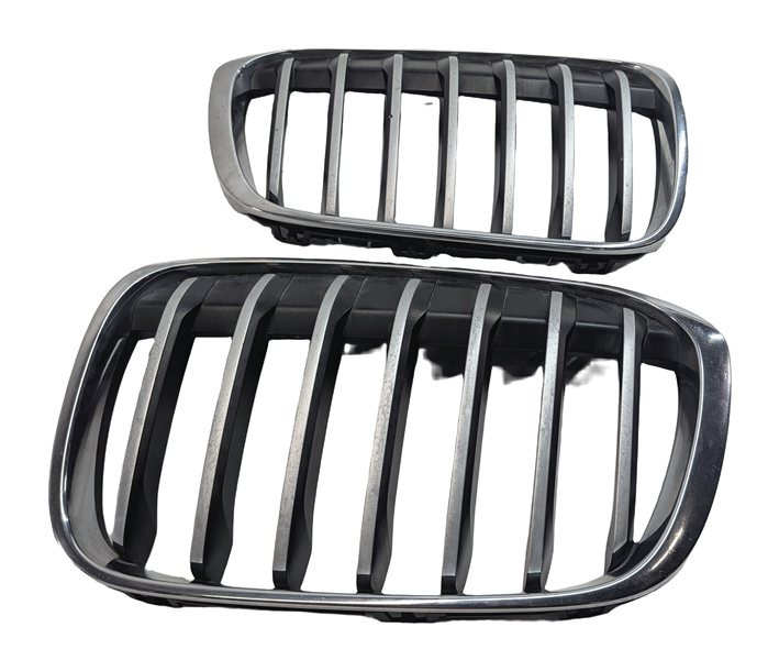 Thumbnail 2: 2016-2019 BMW X1 (F48) FRONT LEFT & RIGHT HOOD KIDNEY VENT GRILLE TRIM SET-2
