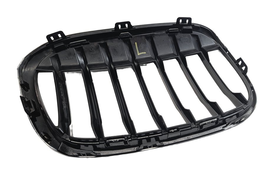 Thumbnail 3: 2016-2019 BMW X1 (F48) FRONT LEFT & RIGHT HOOD KIDNEY VENT GRILLE TRIM SET-2