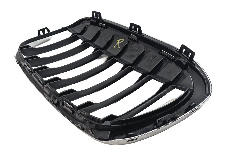 Thumbnail 6: 2016-2019 BMW X1 (F48) FRONT LEFT & RIGHT HOOD KIDNEY VENT GRILLE TRIM SET-2