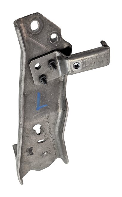 Thumbnail 2: 2016 BMW X1 (F48) 2.0L B46 FRONT LEFT DRIVER RADIATOR SUPPORT MOUNT BRACKET