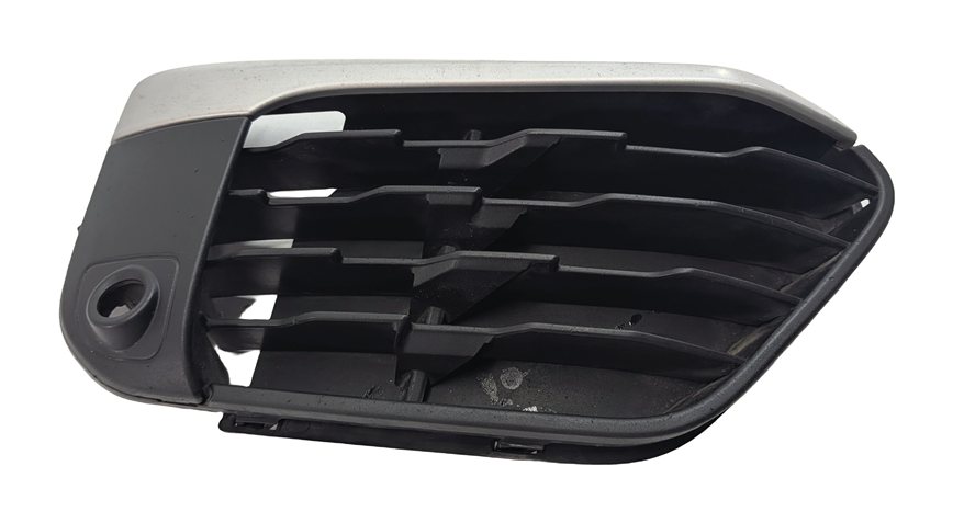 Thumbnail 2: 2016-2019 BMW X1 (F48) RIGHT FRONT PASSENGER LOWER BUMPER AIR VENT GRILLE TRIM