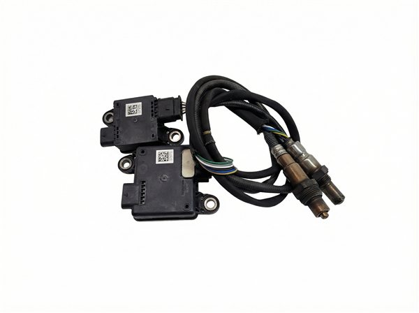 Thumbnail 2: 2016 RANGE ROVER L405 3.0L DIESEL (306DT) ENGINE NOX NITROGEN OXIDE SENSOR SET/2