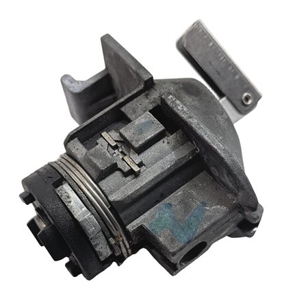 Thumbnail 5: 2016 RANGE ROVER (L405) FRONT LEFT DRIVER DOOR HANDLE LOCK CYLINDER w/ KEY