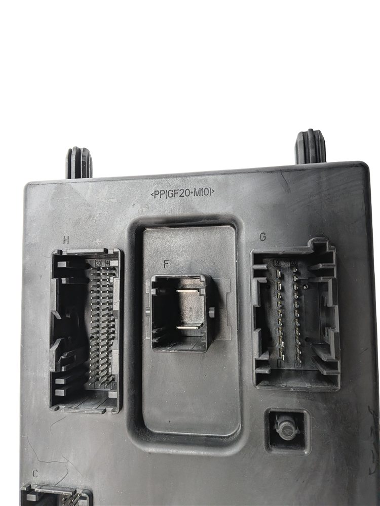 Thumbnail 6: 2016 RANGE ROVER (L405) 3.0L DIESEL (306DT) ONBOARD BODY CONTROL MODULE