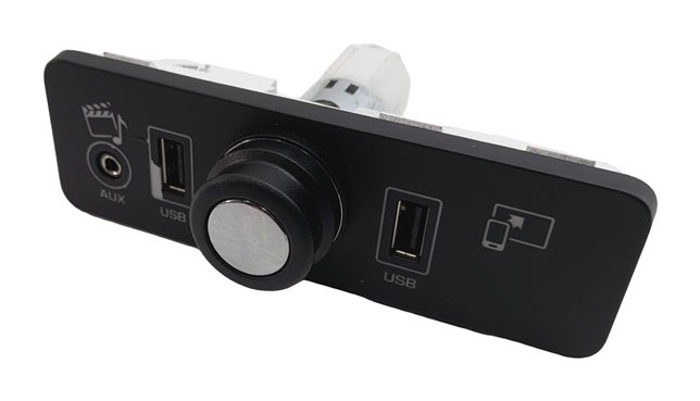 2016 RANGE ROVER (L405) AUX IN USB JACK w/ 12V POWER SOCKET OUTLET PANEL