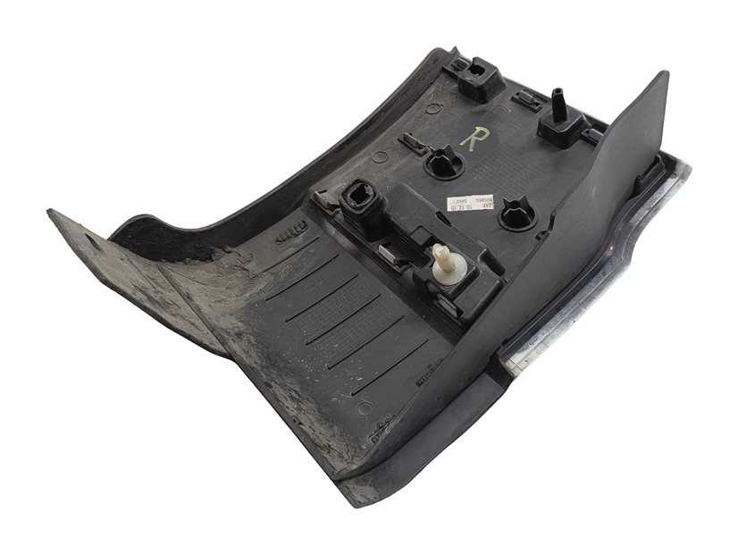 Thumbnail 4: 2016 RANGE ROVER (L405) FRONT RIGHT PASSENGER LOWER FENDER TRIM MOULDING (White)